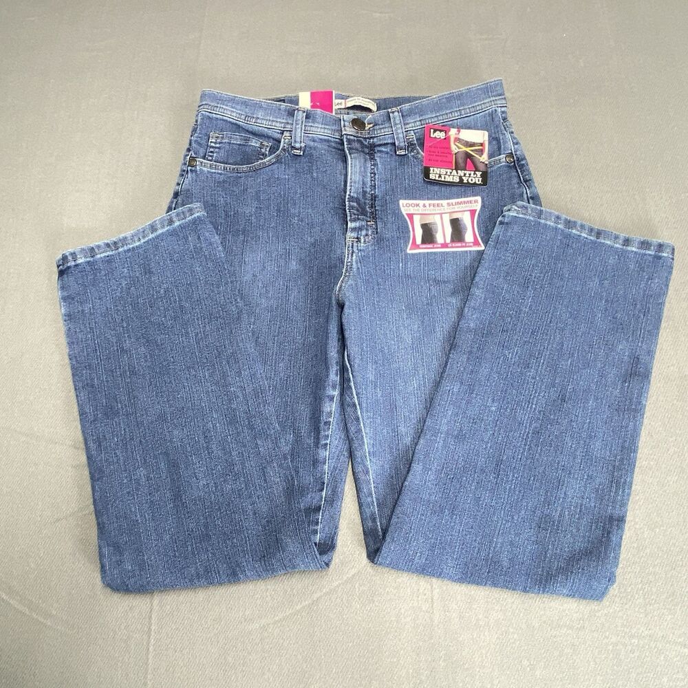 Lee Classic Fit At The Waist Medium Wash Straight Womens Blue Jeans Sz 8 Short